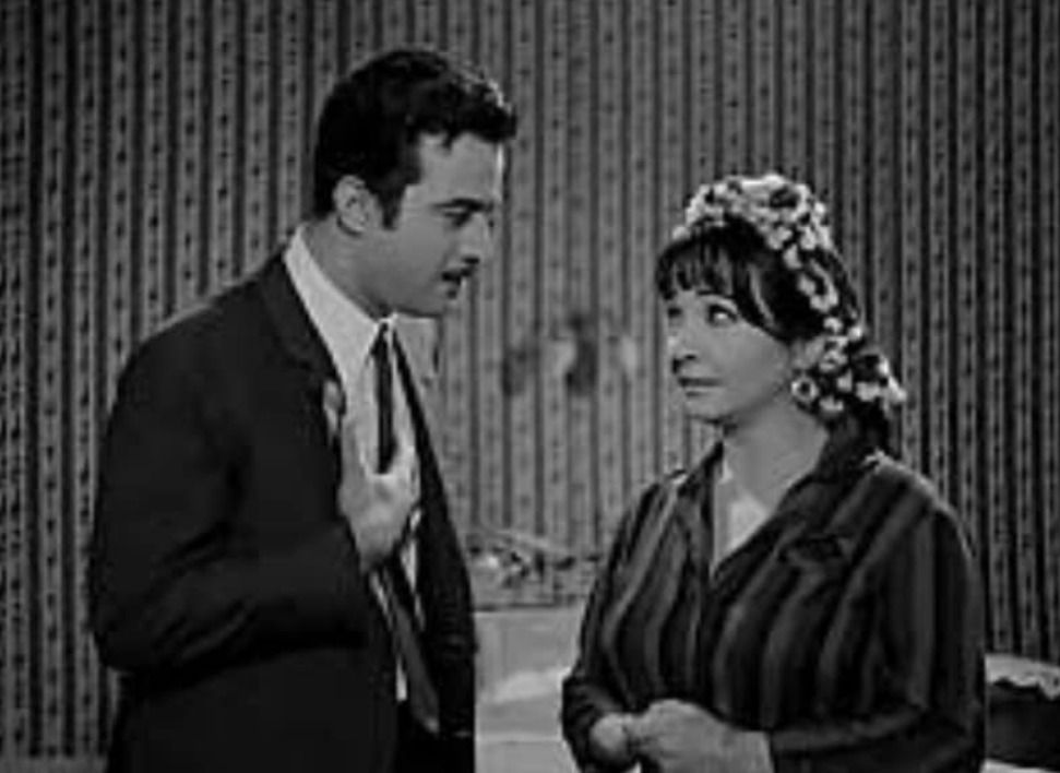 شادية وعبدالحليم عارضا مشاركتي افلامهما السينمائية