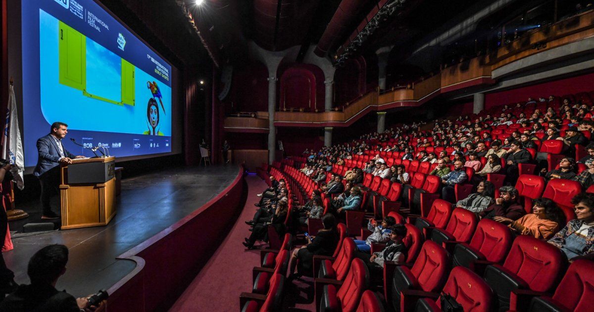 شاهد .. اختتام الدورة السابعة عشر من مهرجان جامعة سيدة اللويزة الدولي للأفلام BEIRUT SHORTS