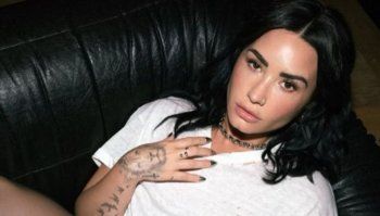 شاهد .. الألوان المفضلة عند أشهر نجمات هوليوود...أنجلينا جولي تحب الأسود وأريانا غراندي تفضل الأخضر وماذا عن جنيفر لوبيز وكايت ميدلتون وغيرهن؟