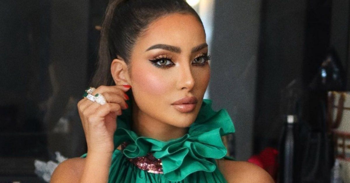 شاهد .. بالصور- بأنوثتها وجمالها..نور الغندور تتألق وتخطف أنظار الجمهور