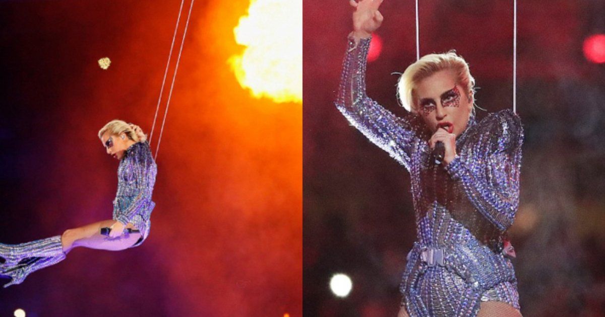 شاهد .. مغني أميركي مشهور يهبط من السماء على طريقة ليدي غاغا