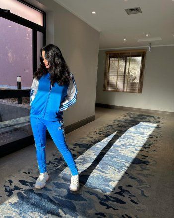 شاهد .. بالصور- بلوك رياضي.. سينتيا خليفة تبهر الجمهور بإطلالتها الأخيرة