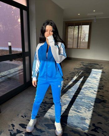 شاهد .. بالصور- بلوك رياضي.. سينتيا خليفة تبهر الجمهور بإطلالتها الأخيرة