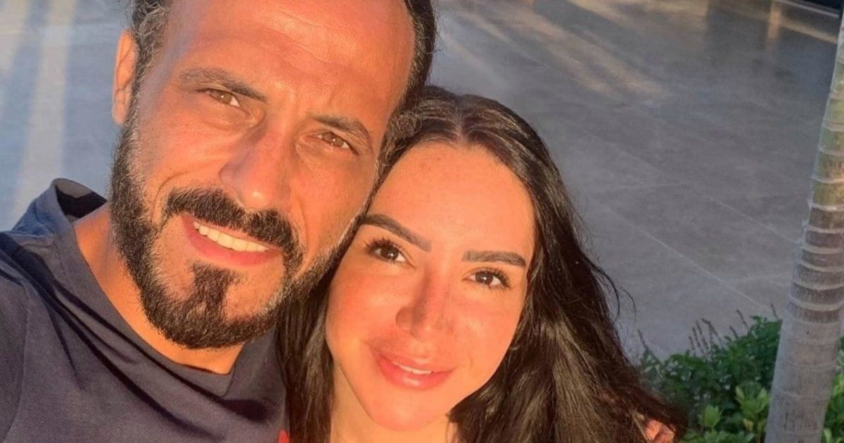 شاهد .. إنجي علاء ويوسف الشريف قصة حب بدأت بصدفة رومانسية وانتهت بالطلاق بعد 14 عاماً وهذه آخر صورة جمعتهما
