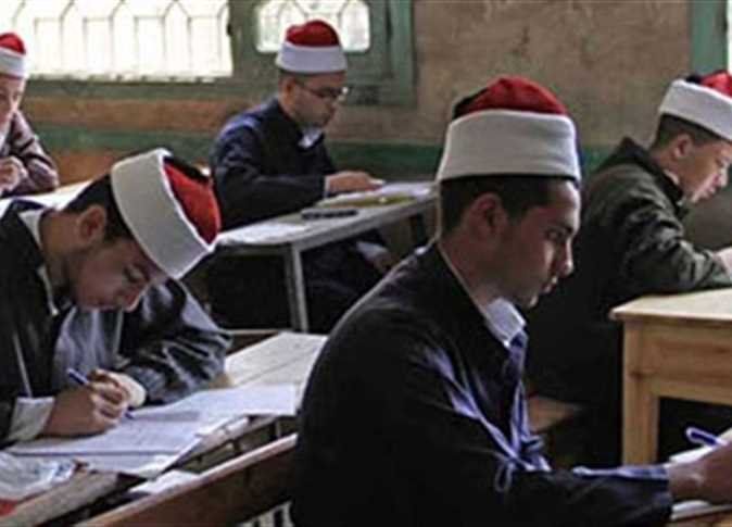 أخبار مصر | جدول امتحانات الصف الثاني الثانوي الازهري الترم الأول 2024.. «اسعتد وجهز نفسك»