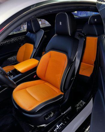 شاهد .. بالصور- خالد علامة يستعرض سيارته الفارهة في دبي..لن تصدقوا سعرها الخيالي