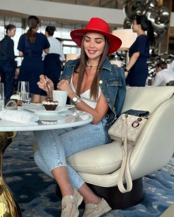 شاهد .. داليدا خليل ورانيا عيسى تستمتعان بوقتهما على اليخت.. وهكذا أطلتا بالمايوه