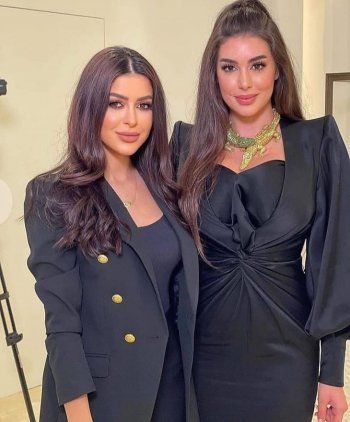 شاهد .. تعرفوا إلى "نرمين".. شقيقة ياسمين صبري الجميلة للغاية