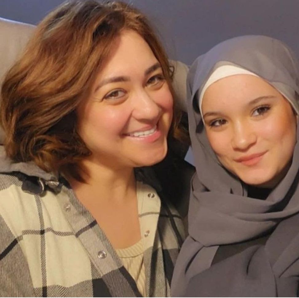 مروة عبدالمنعم تعلن ارتداء ابنتها الحجاب: «كفاية تنمر»