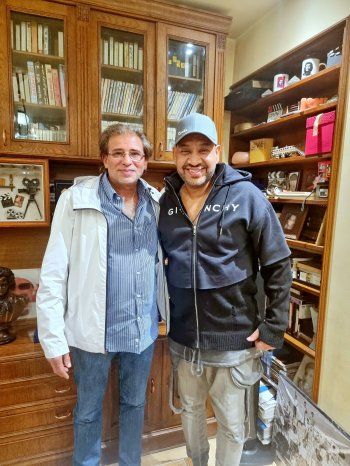 شاهد .. عصام كاريكا يقدم أغاني فيلم " الإسكندراني " بطولة أحمد العوضي