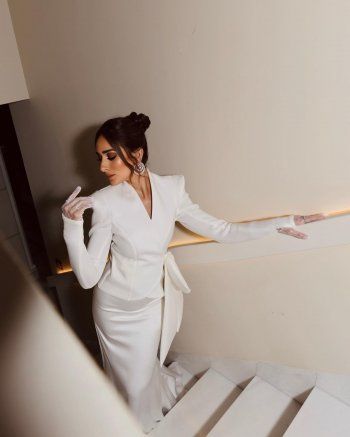 شاهد .. بإطلالة ملكية بيضاء..أمينة خليل بجمل واناقة لا توصف في مهرجان البحر الأحمر السينمائي