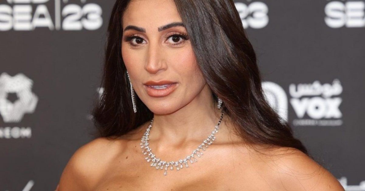 شاهد .. إليكم سعر فستان دينا الشربيني من تصميم زينة زكي الذي تألقت به في مهرجان البحر الأحمر السينمائي