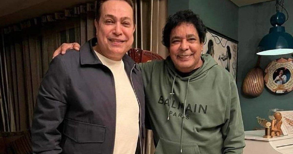 شاهد .. حكيم يكشف عن وضع محمد منير الصحي