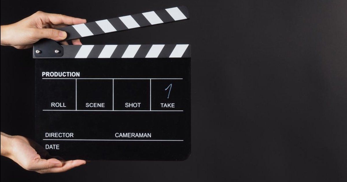 شاهد .. مخرجة عربية شهيرة تتهم زميلها بالسرقة