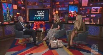 شاهد .. هل تريد باريس هيلتون طفلاً ثالثاً؟