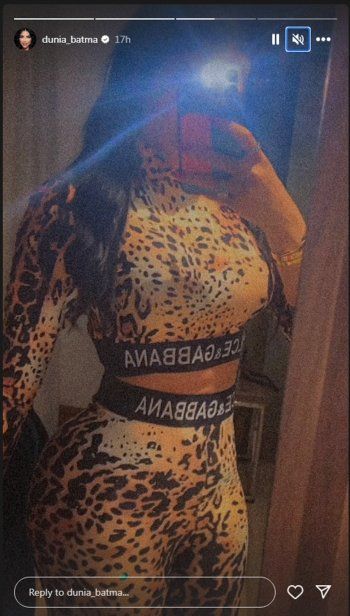 شاهد .. بالصور- بملابس النمر..دنيا بطمة تستعرض رشاقة جسمها بلوك مميز