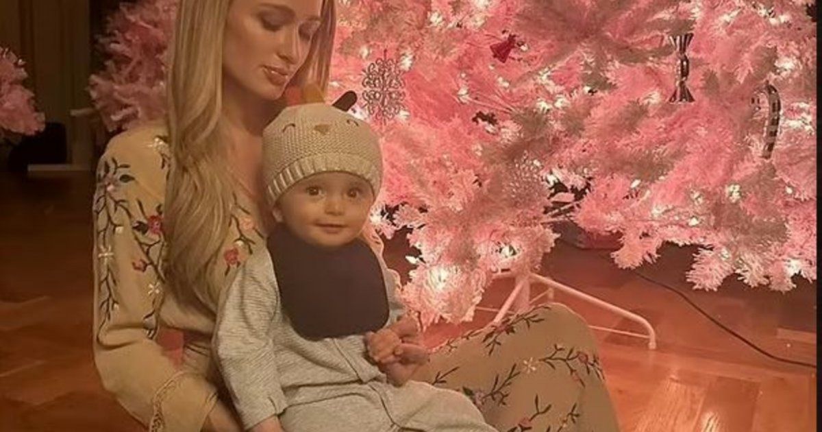 شاهد .. هل تريد باريس هيلتون طفلاً ثالثاً؟