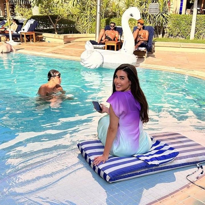 ياسمين صبري منورة أبو نسب: سيبك من محمد إمام