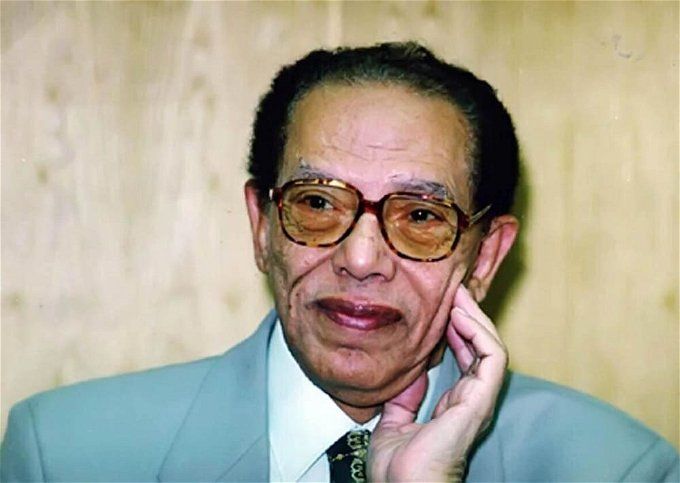 أخبار مصر | ابنة مصطفى محمود: والدي اشترى جثث وحطها تحت سريره (فيديو)