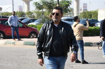 شاهد .. تشييع جنازة الراحل أشرف عبد الغفور.. بحضور أحمد حلمي ودنيا سمير غانم وأحمد السقا وغيرهم