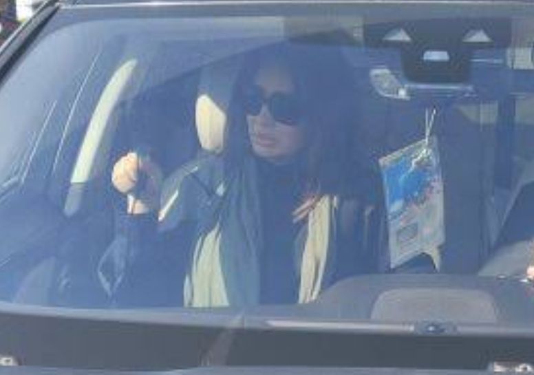 حلا شيحة في جنازة أشرف عبد الغفور