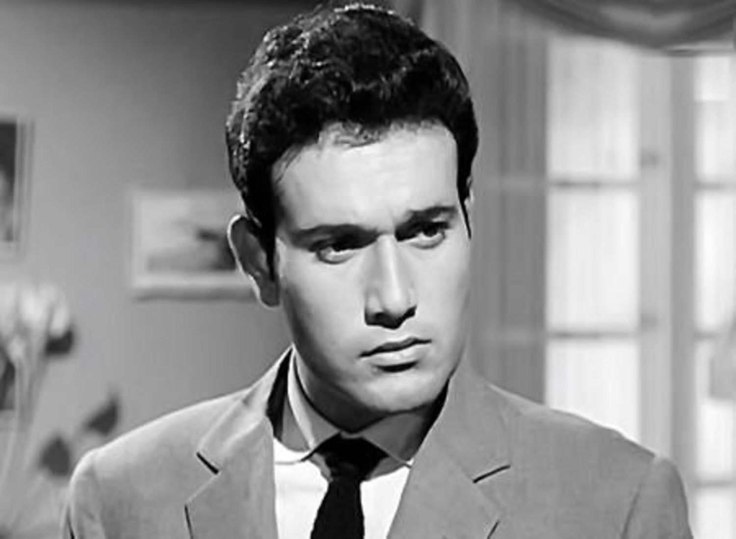 محمد سلطان خارج الشهرة بسبب زوجته ومحمد عبد الوهاب