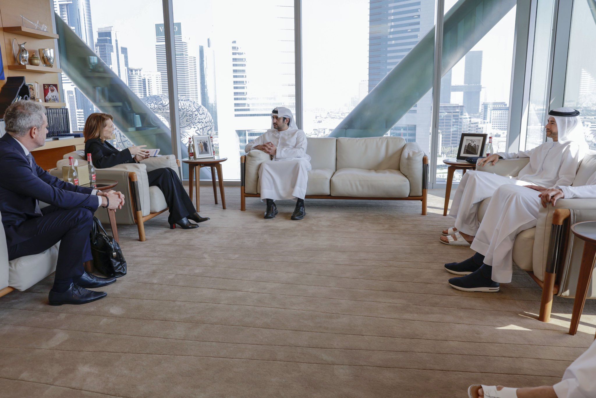 اتفرج – مكتوم بن محمد: برؤية محمد بن راشد سنحقق المستهدفات الطموحة لـ “أجندة دبي الاقتصادية D33”