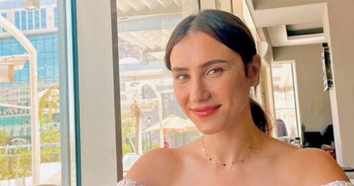 شاهد .. هلا السعيد تثير الجدل بالكاش مايوه