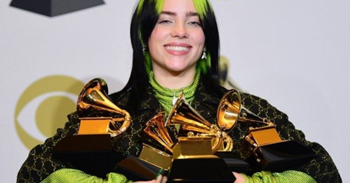 شاهد .. بيلي إيليش بتصريح مثير للجدل: لم أكن مدركة أن المعجبين لا يعرفون أنني مثلية