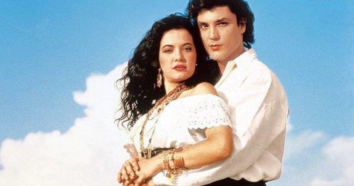 شاهد .. بعد 31 عاماً على عرضه.. هكذا أصبح شكل بطلة مسلسل "كاساندرا"!