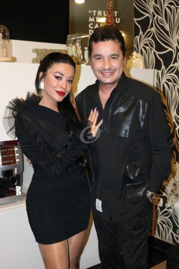 شاهد .. خاص بالصور- ماريا إليسا وهادي خليل وصبحي توفيق نجوم على مسرح واحد