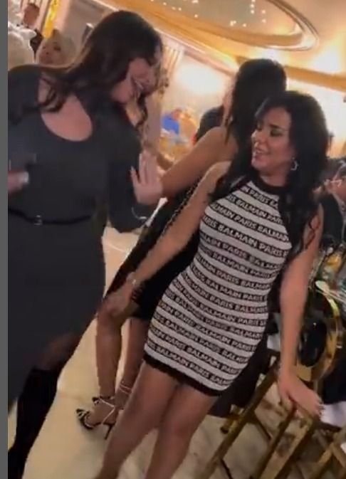 علي واحدة ونص .. رانيا يوسف غلبت جوهرة في الرقص – شاهد بنفسك