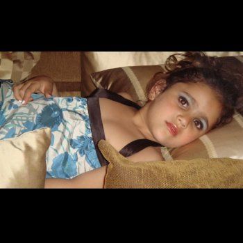 شاهد .. بالصور- جنا عمرو دياب تستذكر لحظات من طفولتها