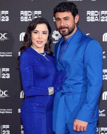 شاهد .. بأول ظهور علني لهما سوياً.. سارة أبي كنعان ووسام فارس يختاران اللون نفسه