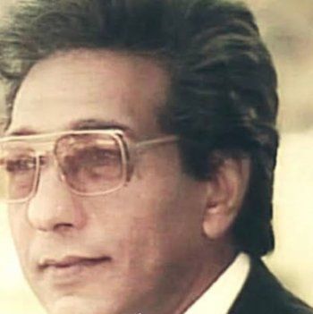 شاهد .. بكلمات مؤثرة.. حنان مطاوع تحيي ذكرى ميلاد ووفاة والدها كرم مطاوع