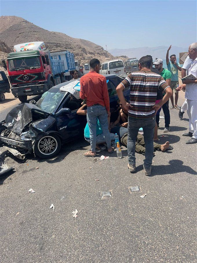 أخبار مصر | إصابة أكثر من 14 شخص في حادث تصادم على الطريق الصحراوي .. تفاصيل صادمة