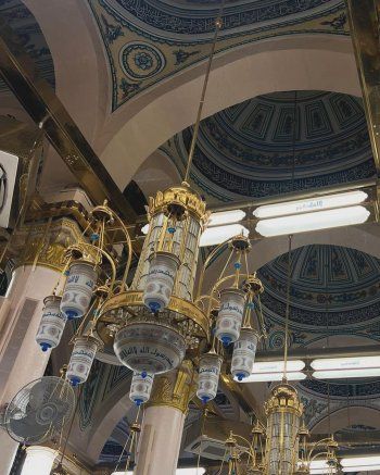 شاهد .. بسمة بوسيل تشارك صورها مع والدتها خلال تأديتهما مناسك العمرة