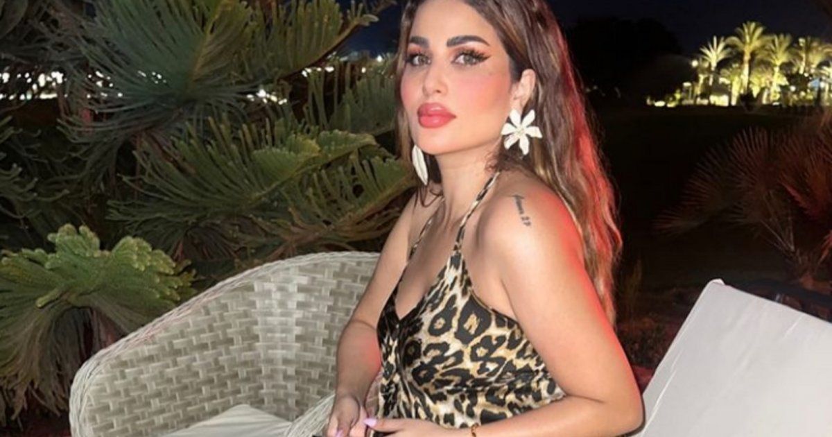 شاهد .. بالصورة- بأجواء رومنسية..ندى الكامل في أحضان زوجها أحمد خالد