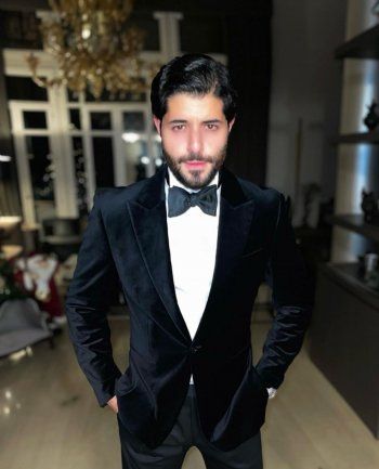 شاهد .. بالصورة -خالد علامة يتألق بأناقة وشياكة والجمهور يعلق