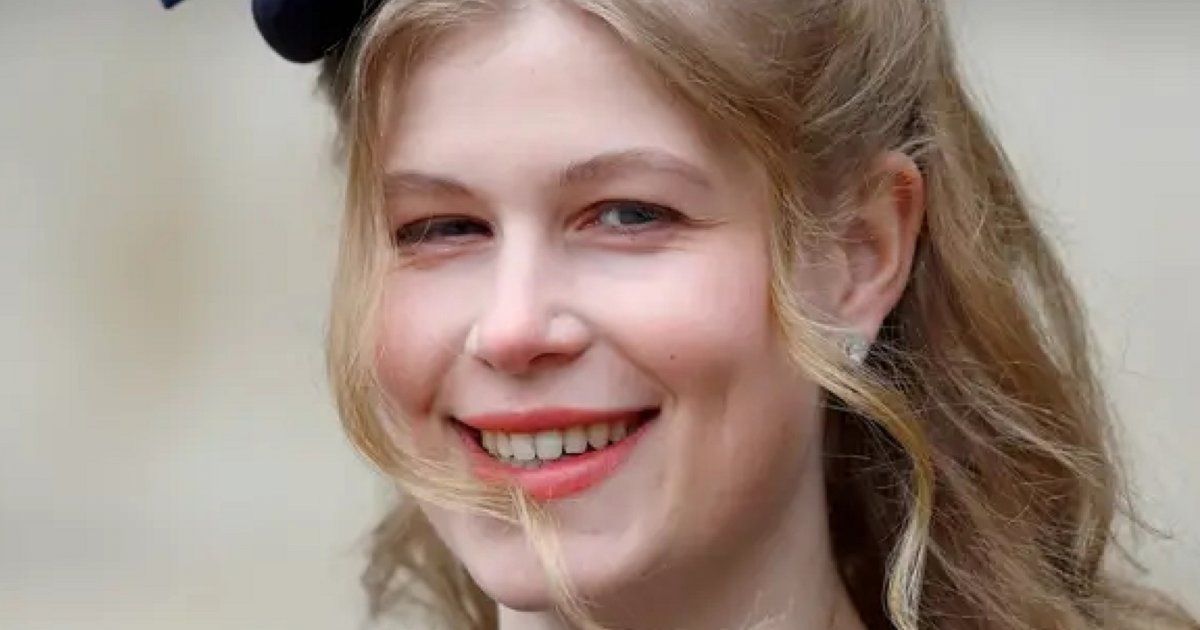 شاهد .. حفيدة الملكة إليزابيث الثانية تعاني من مرض نادر وهذا ما قامت به والدتها