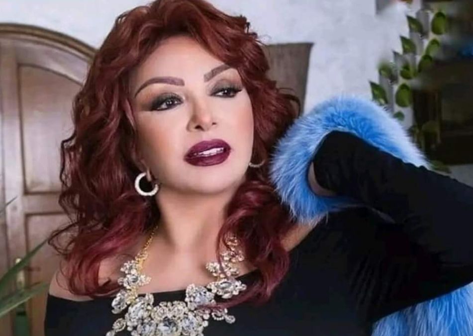 نبيلة عبيد : أنا مع السيسي في عهده بنام من غير أبواب حديد
