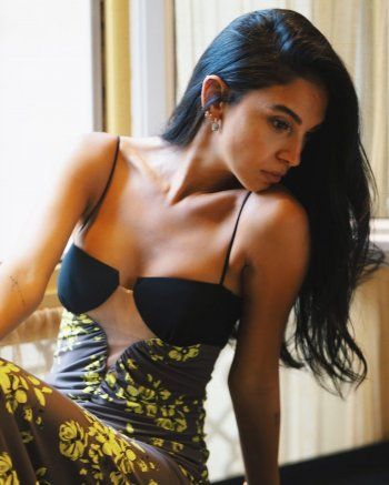 شاهد .. سلمى أبو ضيف بأحدث إطلالة جذابة لها .. وجمالها حديث الكثيرين