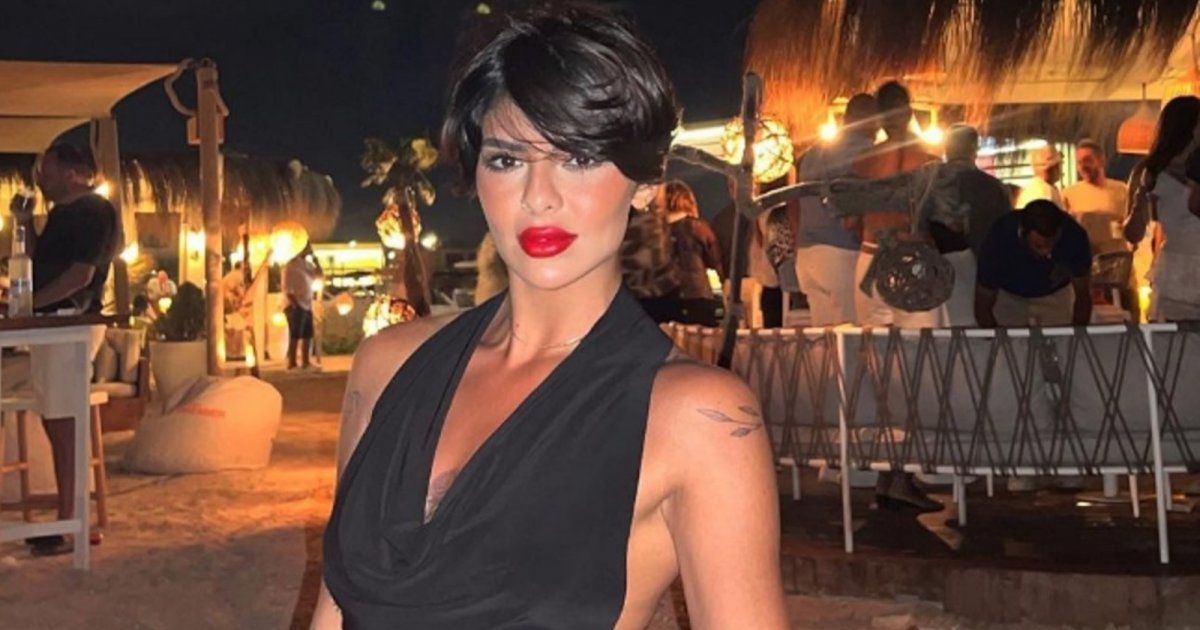 شاهد .. بأنوثة لاتوصف وجمال رائع..أصالة كامل تسحر الجمهور بإطلالتها الأخيرة