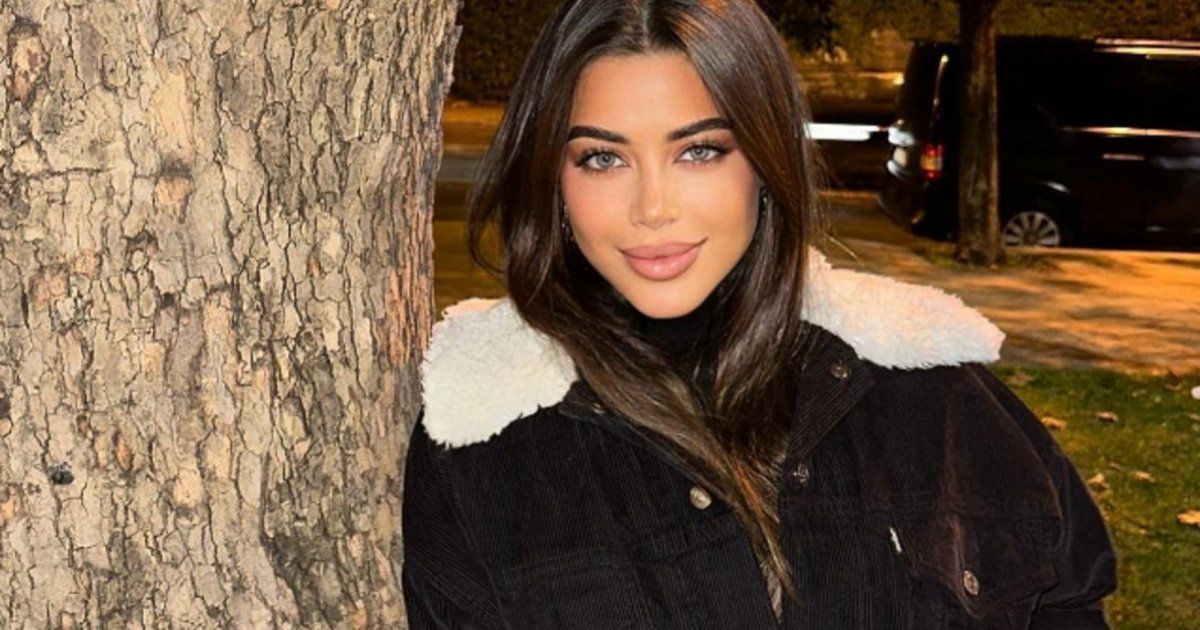 شاهد .. من داجل الجيم..يارا السكري تستعرض رشاقتها وأنوثتها بلوك رياضي رائع