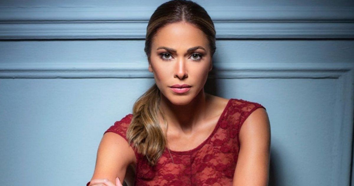 شاهد .. بالفيديو- رولا بقسماتي تحمس الجمهور لدورها في "عرابة بيروت" وهذا ما قالته للجمهور