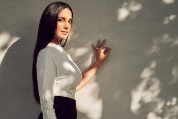 شاهد .. درة التونسية تخطف الأنظار بأحدث إطلالة لها وجمالها حديث الكثيرين