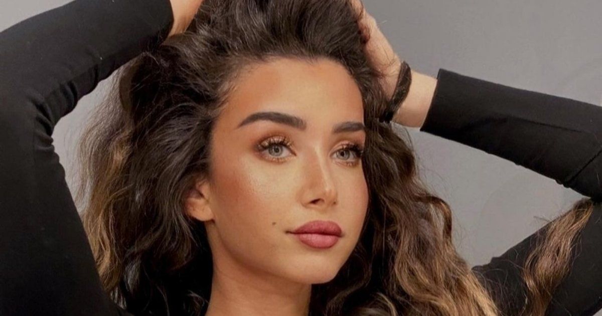 شاهد .. هنا الزاهد تحرج رجل حاول تقبيلها.. وهذا ما فعلته