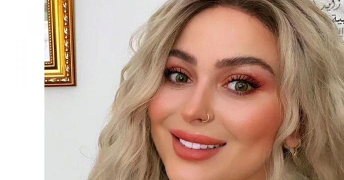 شاهد .. فرح يوسف تعود للون شعرها الطبيعي :"منيح هيك ولا لسا رح تضلو تتنمرو عليي"-بالصورة