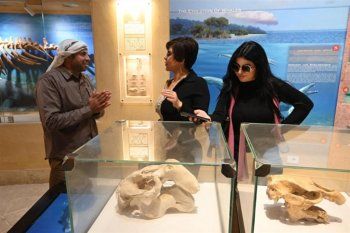 شاهد .. بالصور- شمس الكويتية ترقص على الأنغام البدوية في الفيوم