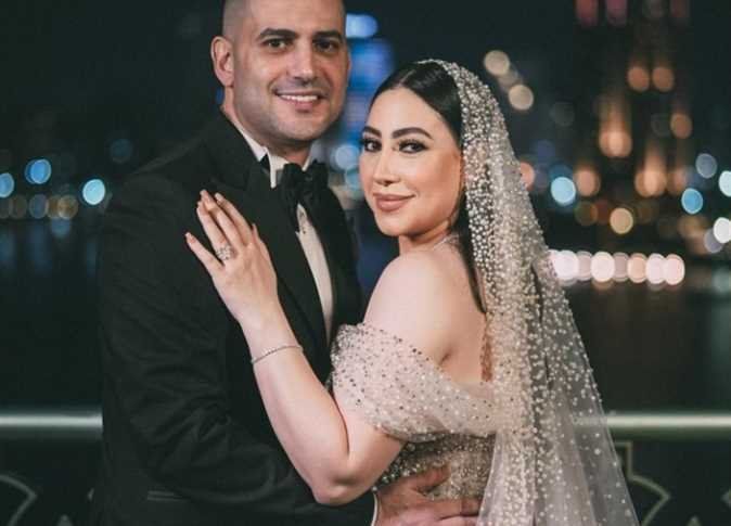 خناقة بوسي وطليقها هشام ربيع في التجمع.. قرار عاجل من النيابة